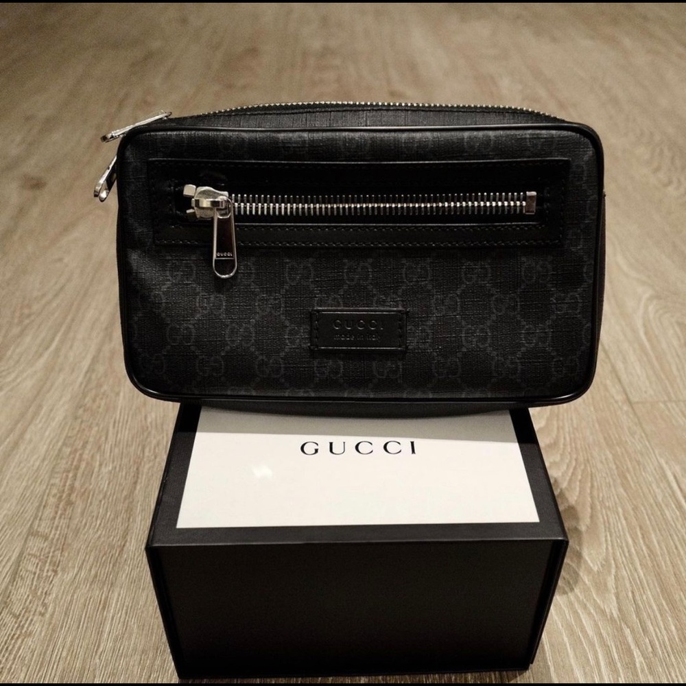 Unisex Gucci fanny pack
